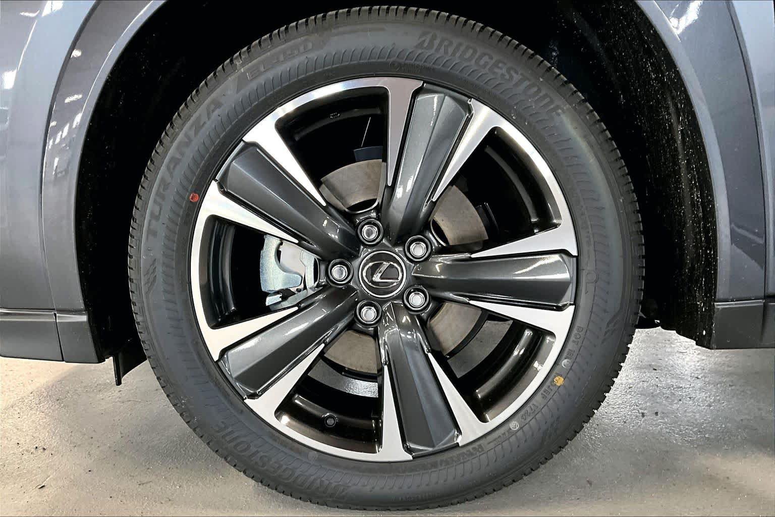 New 2026 Lexus UX 300h AWD image 12