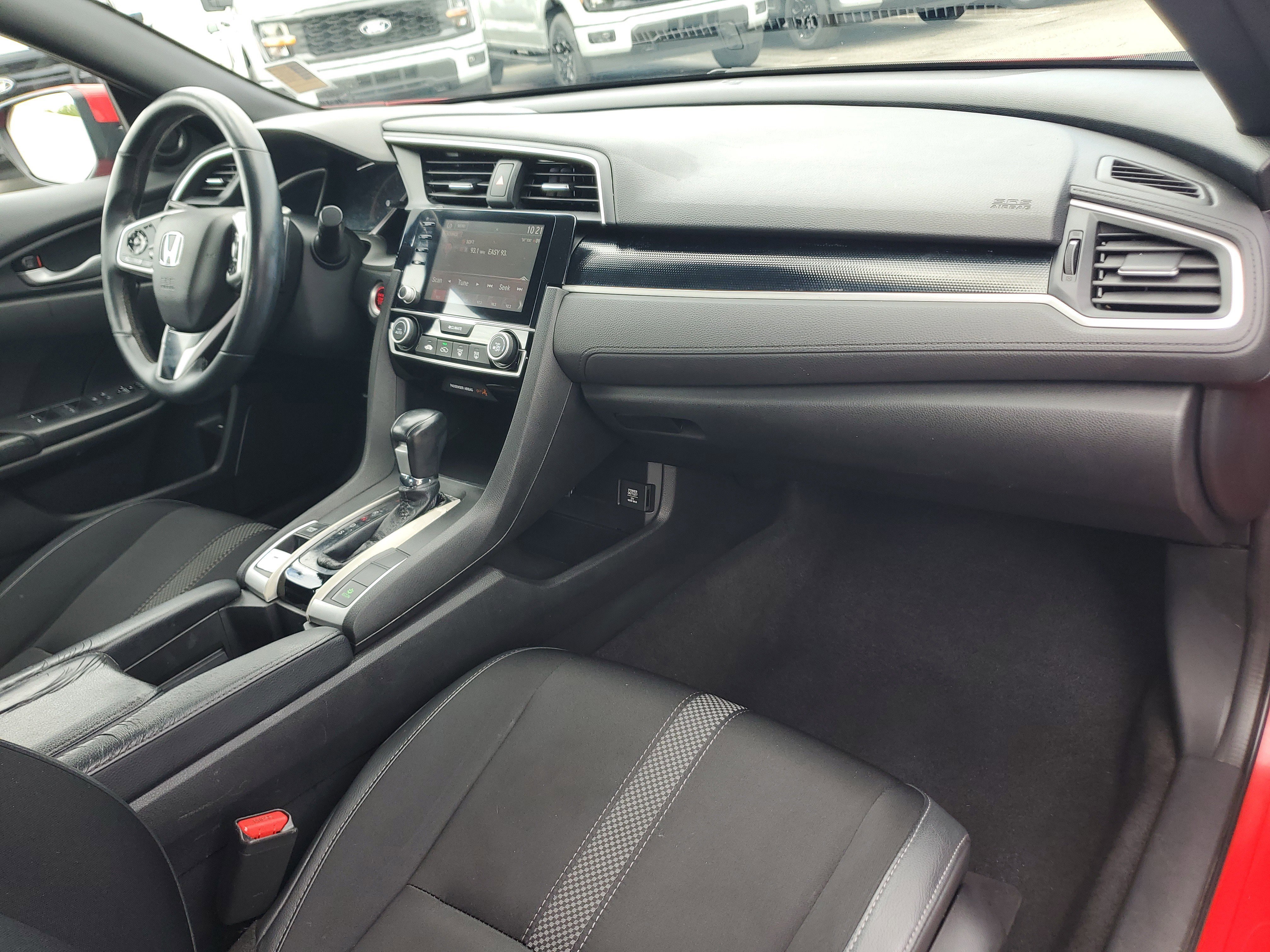 Used 2020 Honda Civic Sport image 13