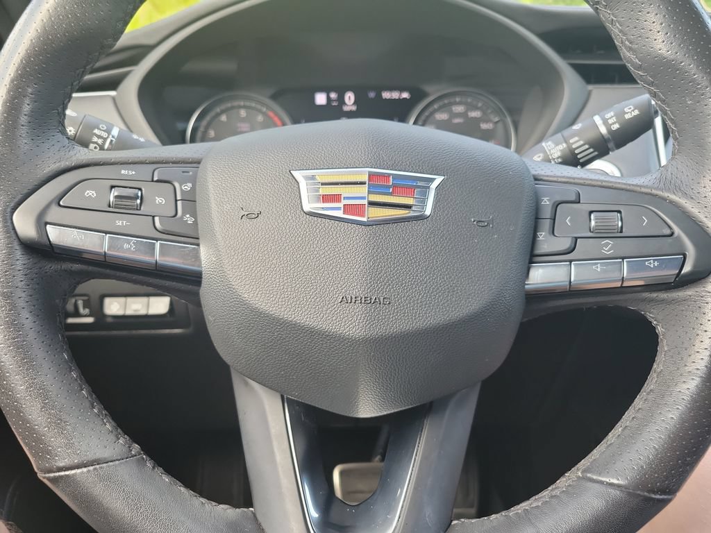Used 2023 Cadillac XT4 Sport FWD image 25