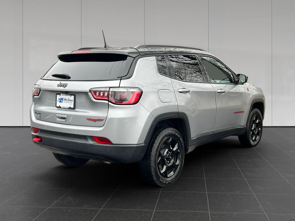 Used 2024 Jeep Compass Trailhawk image 5