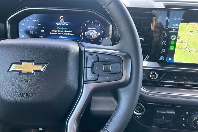 Used 2023 Chevrolet Silverado 1500 High Country image 12