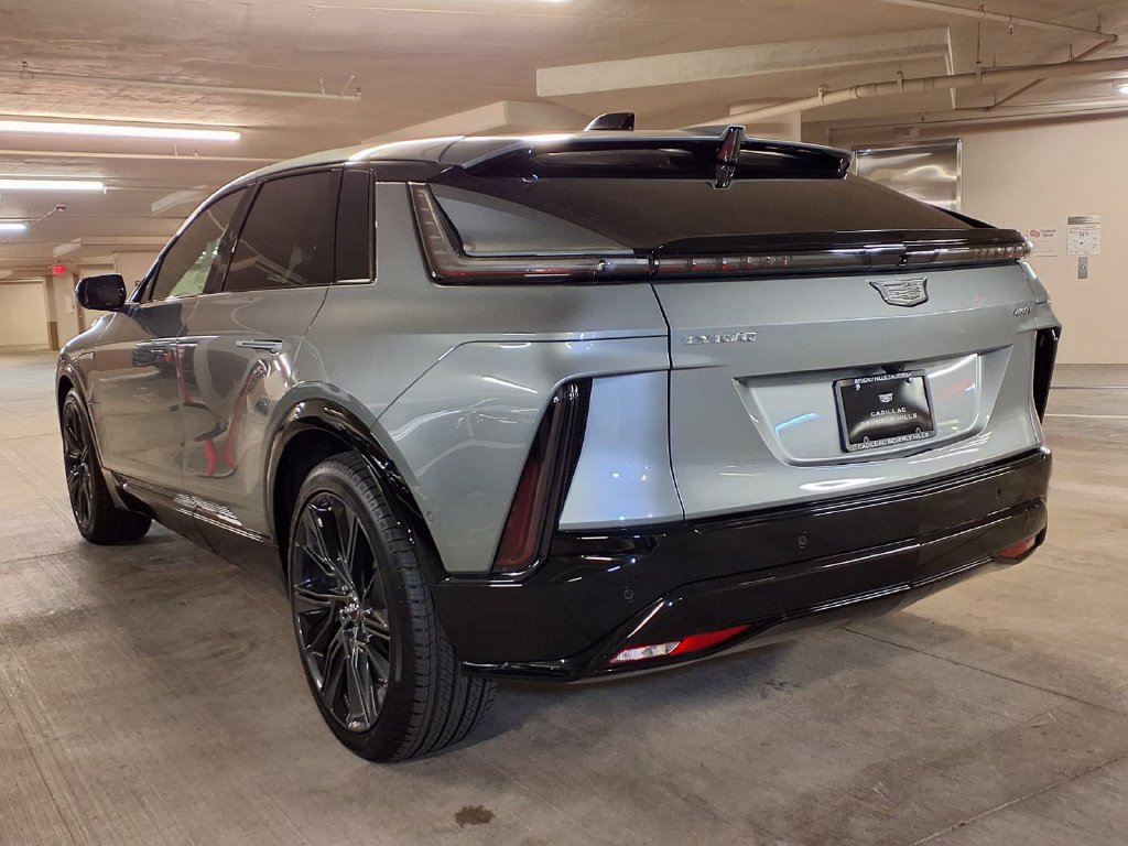 New 2026 Cadillac Lyriq Signature Sport w/ Nappa Leather Package RWD image 10