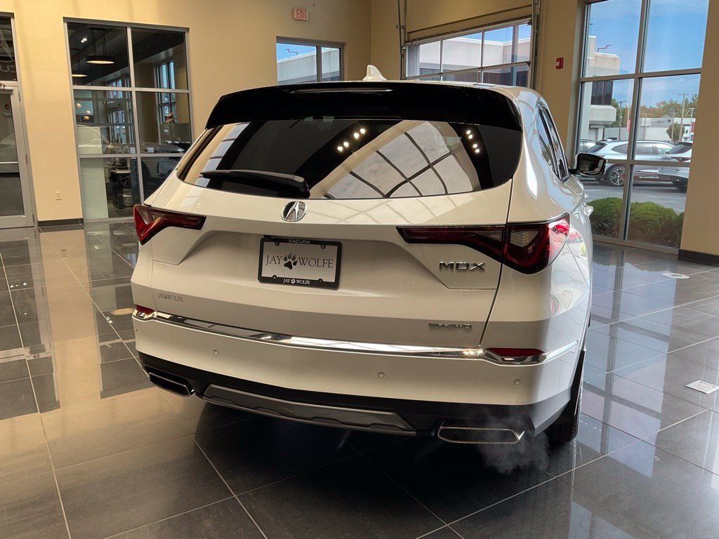 Certified 2025 Acura MDX w/ Technology Package AWD/4WD image 6