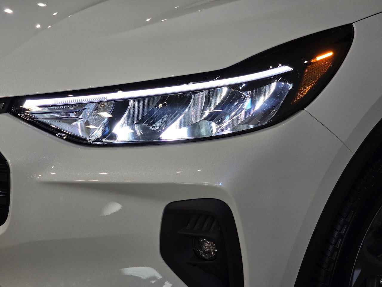 New 2026 Ford Escape ST-Line Select image 14