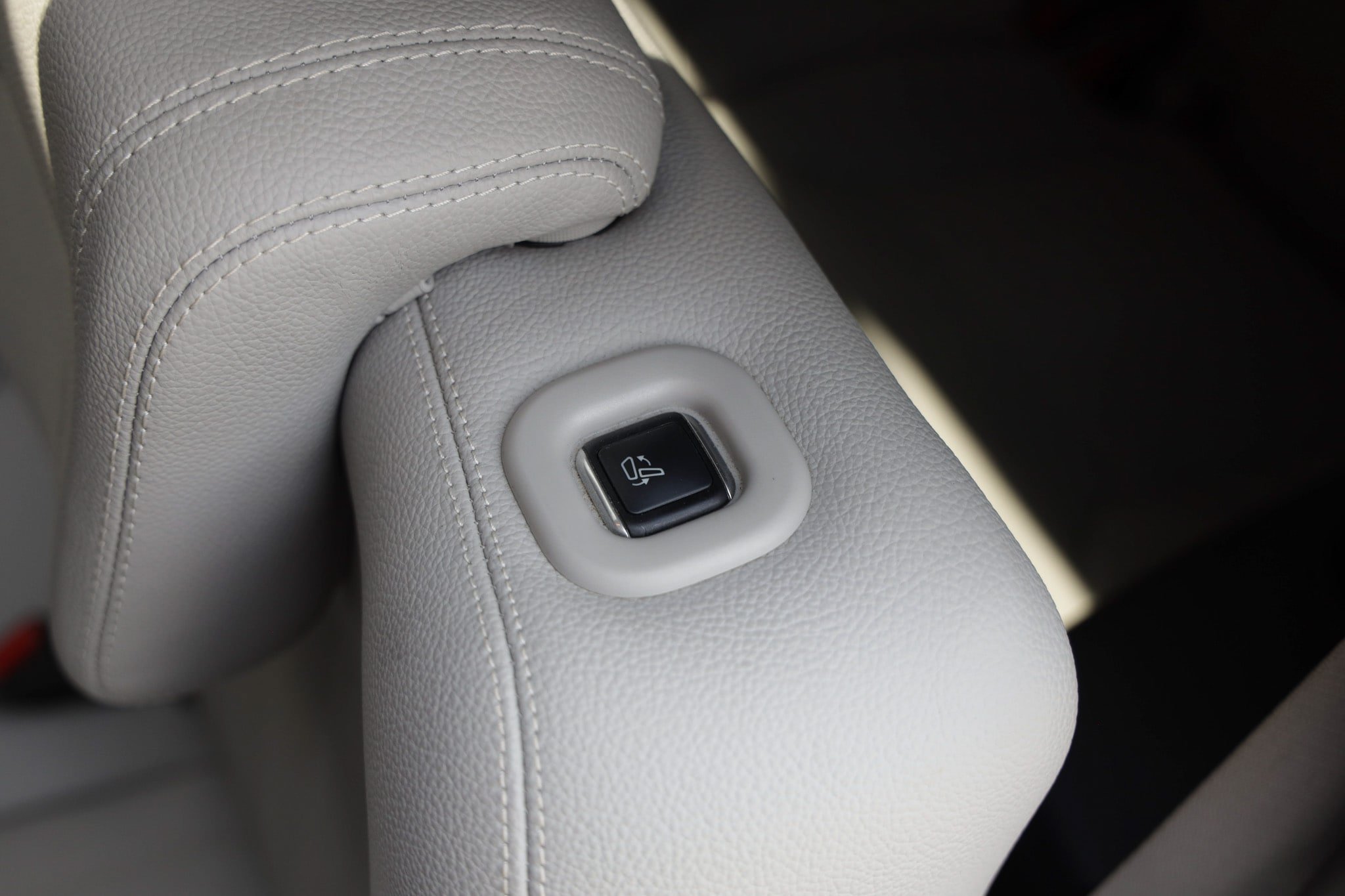 Used 2015 Mercedes-Benz GL 450 4MATIC image 30