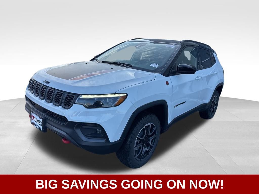 New 2025 Jeep Compass Trailhawk w/ Trailhawk Elite Group image 5