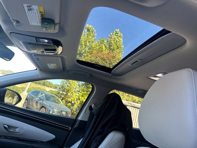 Certified 2023 Hyundai Tucson SEL w/ Convenience Package AWD/4WD image 11