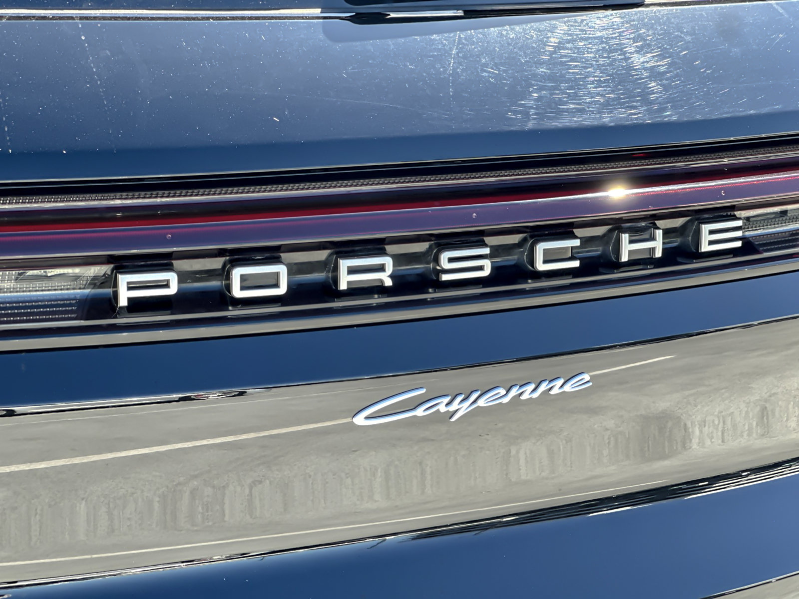 Certified 2024 Porsche Cayenne AWD/4WD image 33