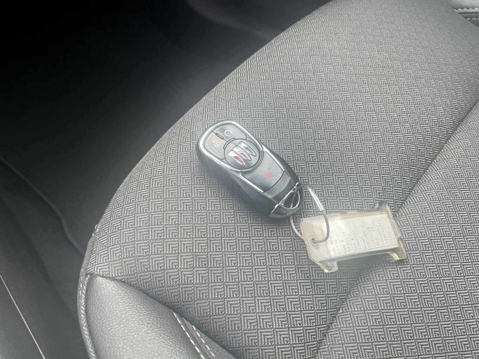Used 2025 Buick Encore GX Preferred FWD image 21