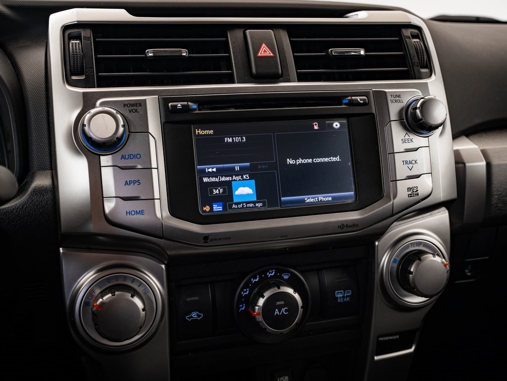 Used 2016 Toyota 4Runner SR5 image 29