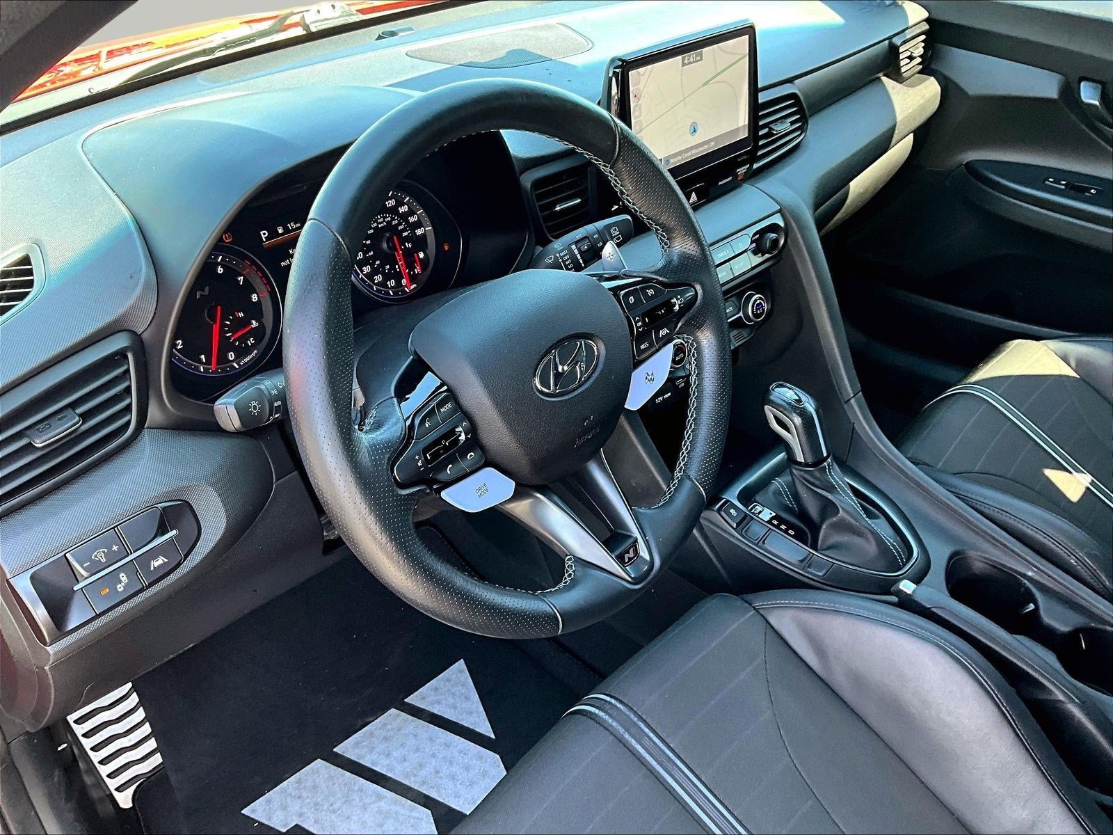 Used 2022 Hyundai Veloster N FWD image 16