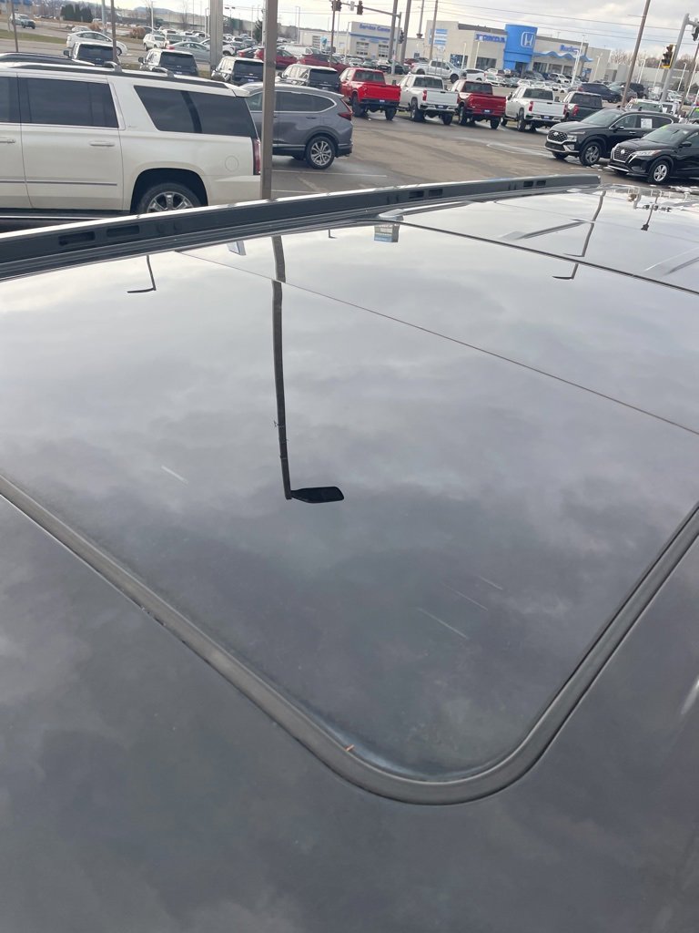 Used 2024 Jeep Grand Wagoneer L Series II w/ Quick Order Packagew 28T image 6