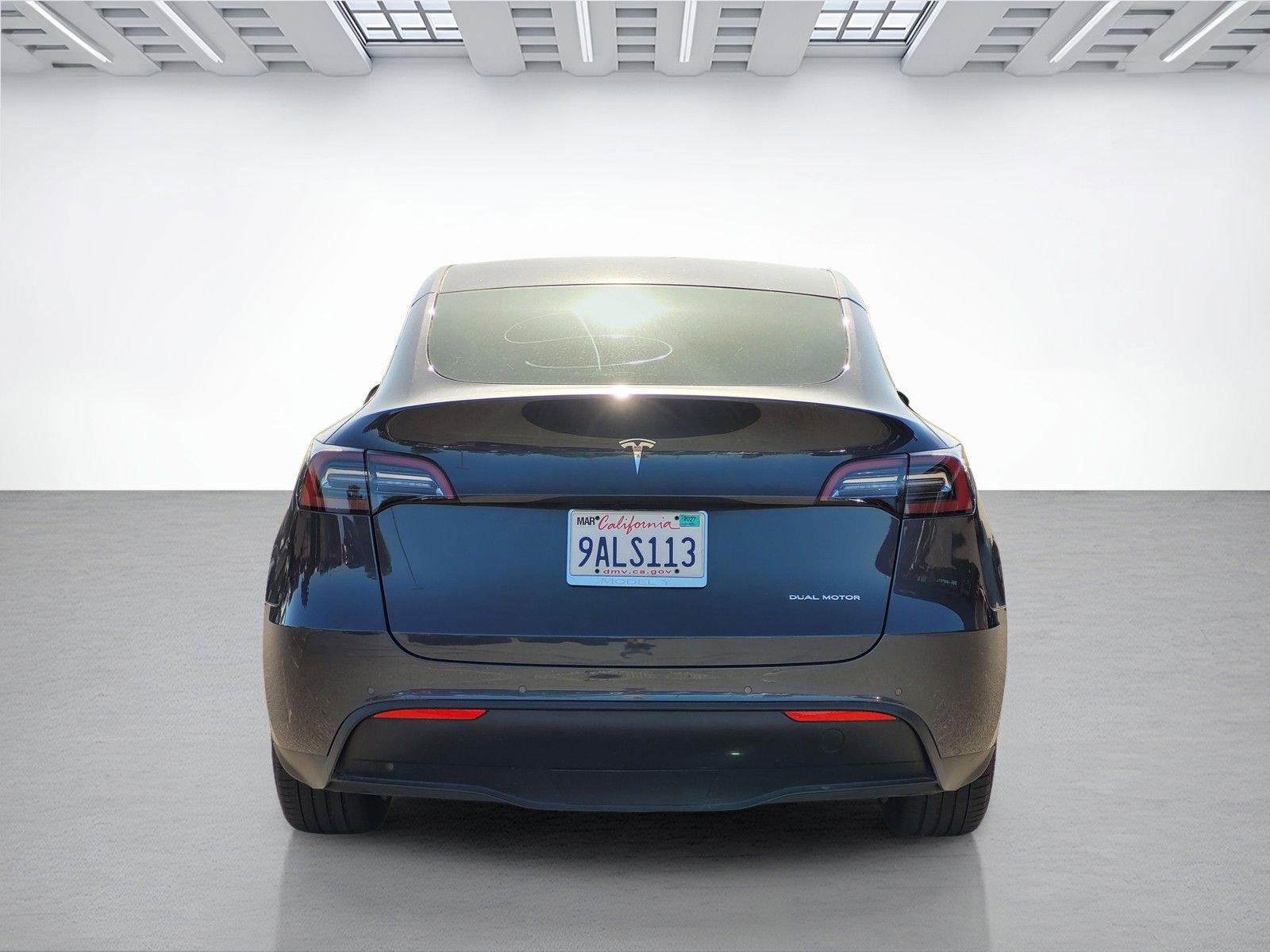 Used 2022 Tesla Model Y Long Range AWD/4WD image 12