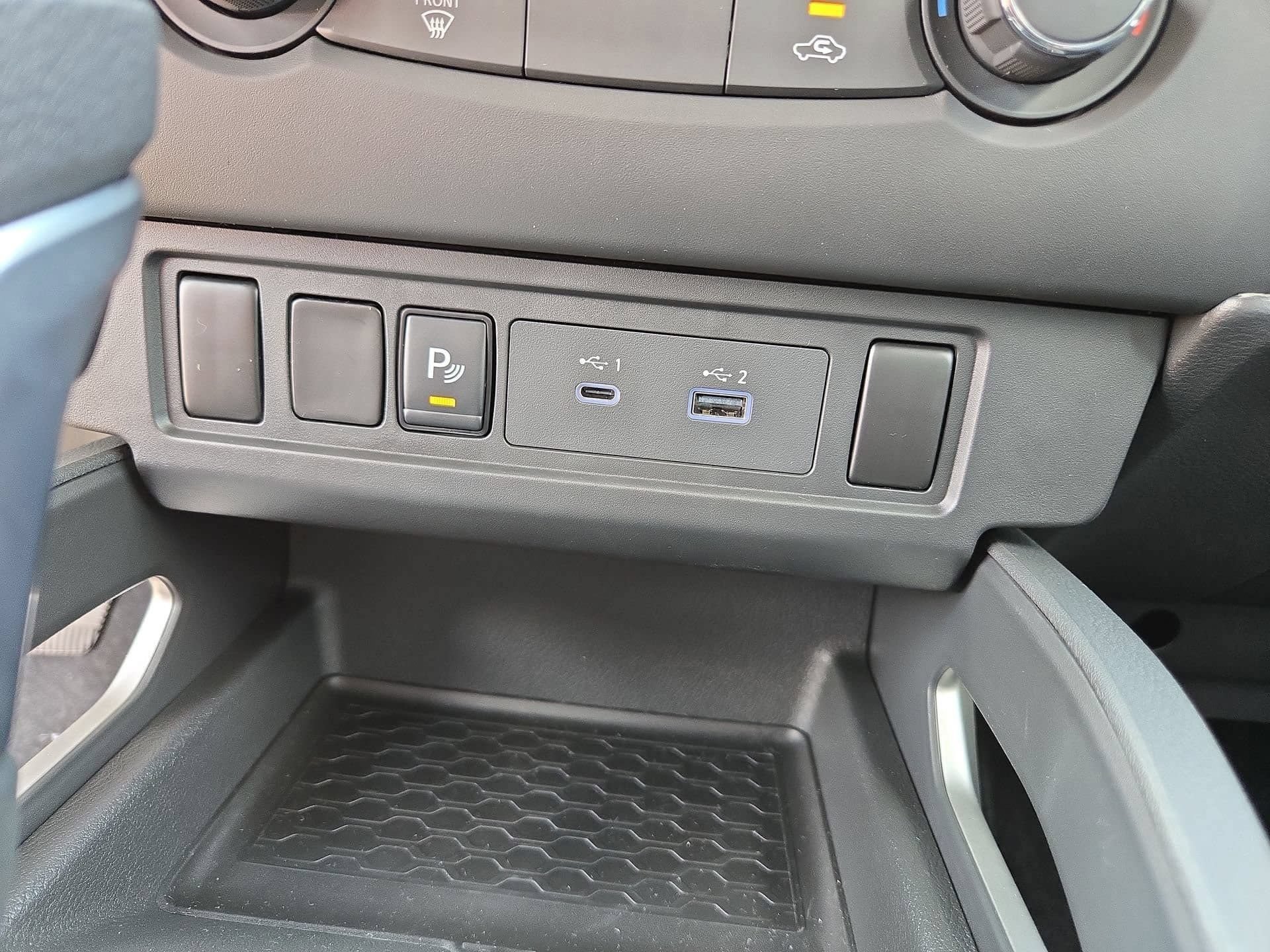 New 2025 Nissan Frontier SV AWD/4WD image 32