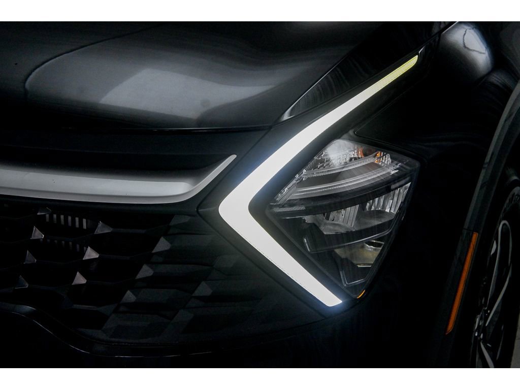 Used 2023 Kia Sportage LX image 22