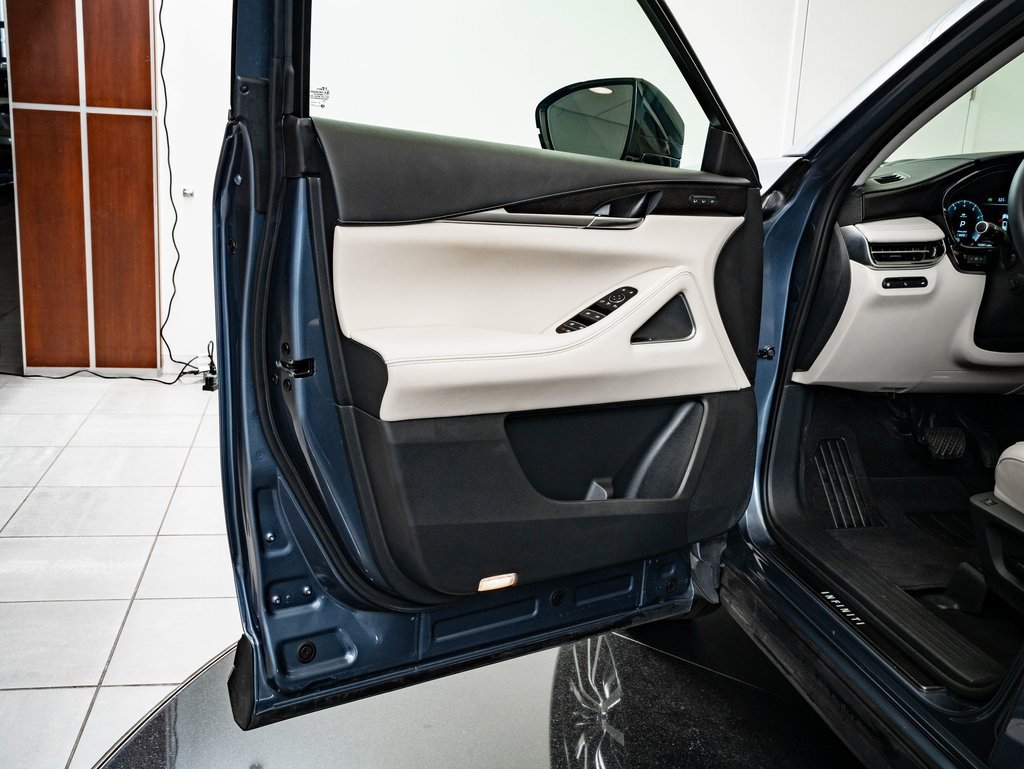 Used 2024 INFINITI QX60 Sensory w/ Vision Package image 30