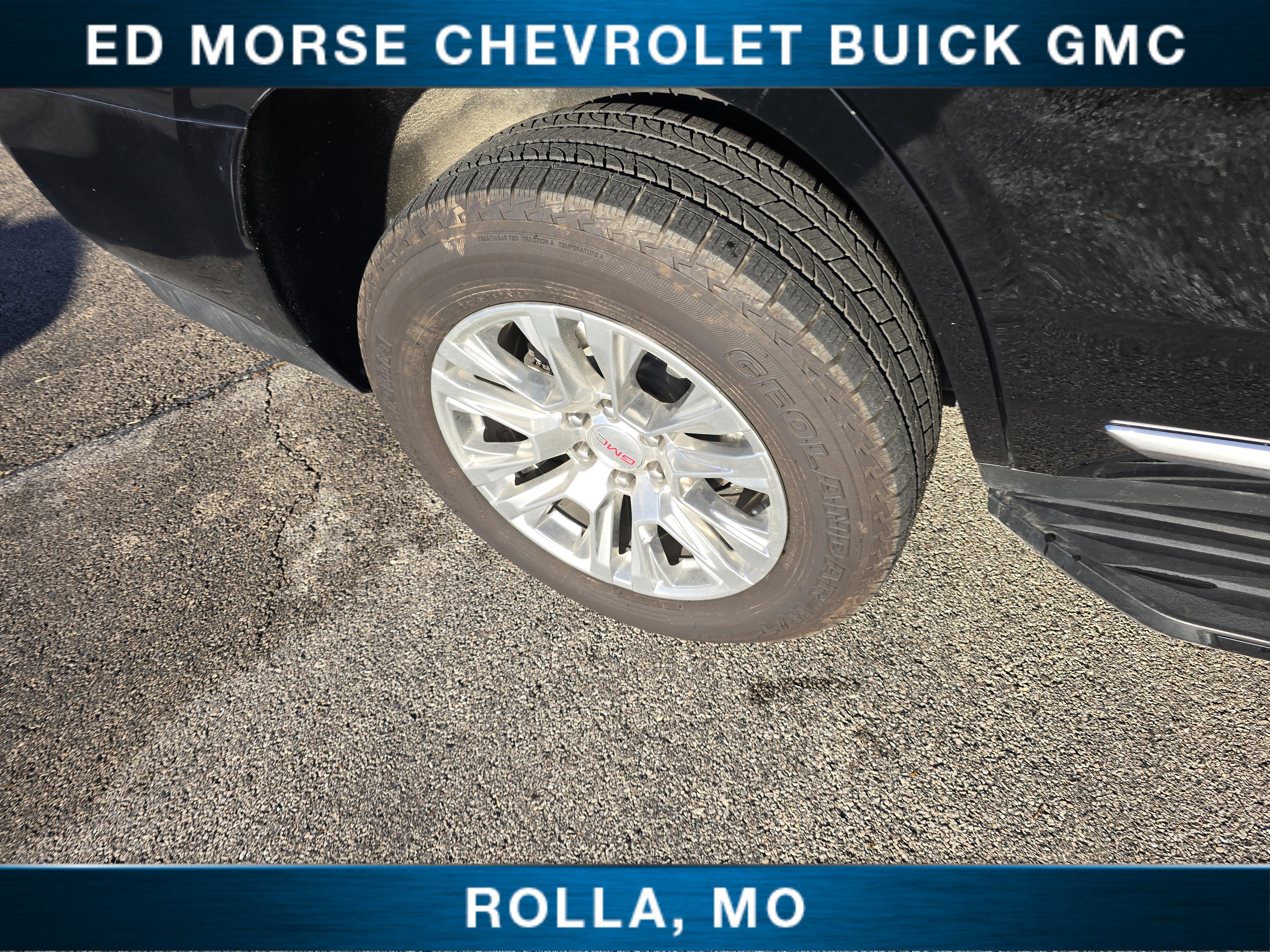 Used 2023 GMC Yukon Denali image 12
