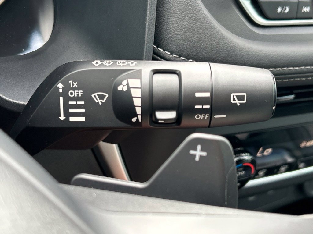 Used 2026 Nissan Rogue SV FWD image 29