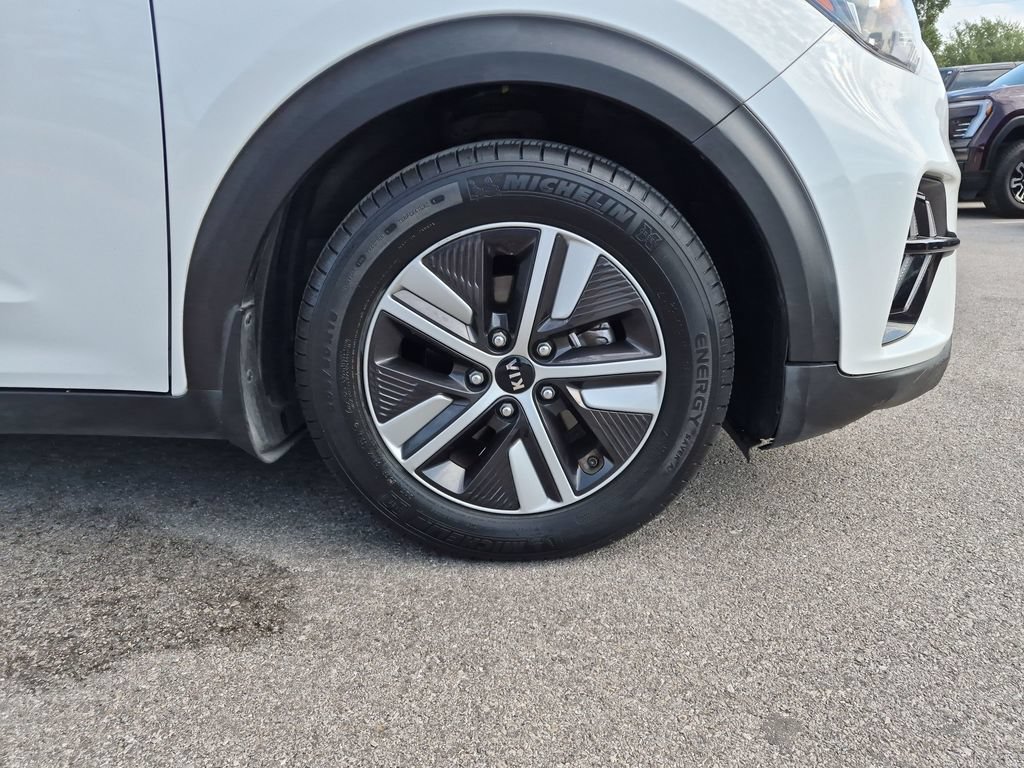 Used 2020 Kia Niro LXS FWD image 15