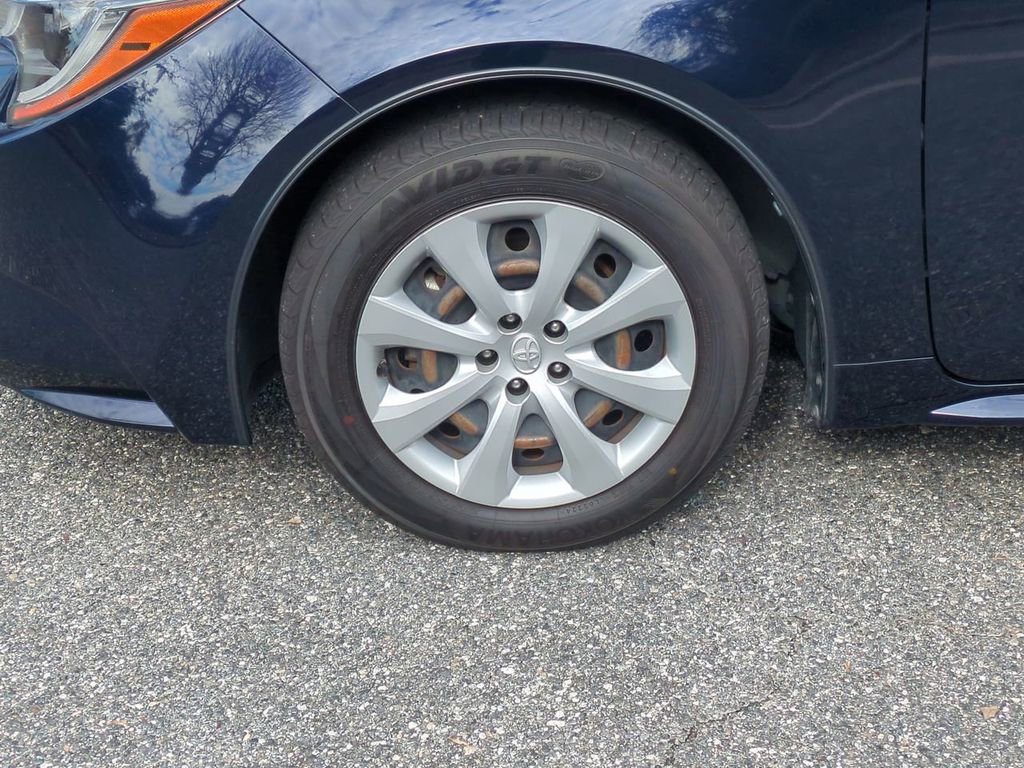 Used 2023 Toyota Corolla LE image 12