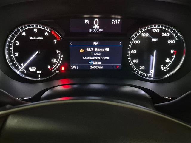 Used 2024 Cadillac XT5 Luxury FWD image 14