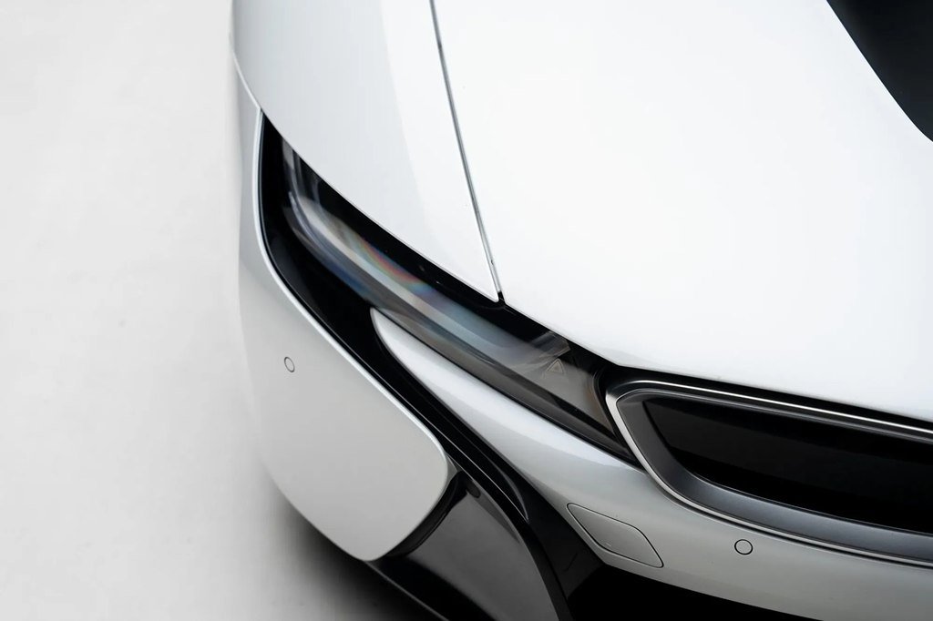 Used 2019 BMW i8 Roadster AWD/4WD image 9