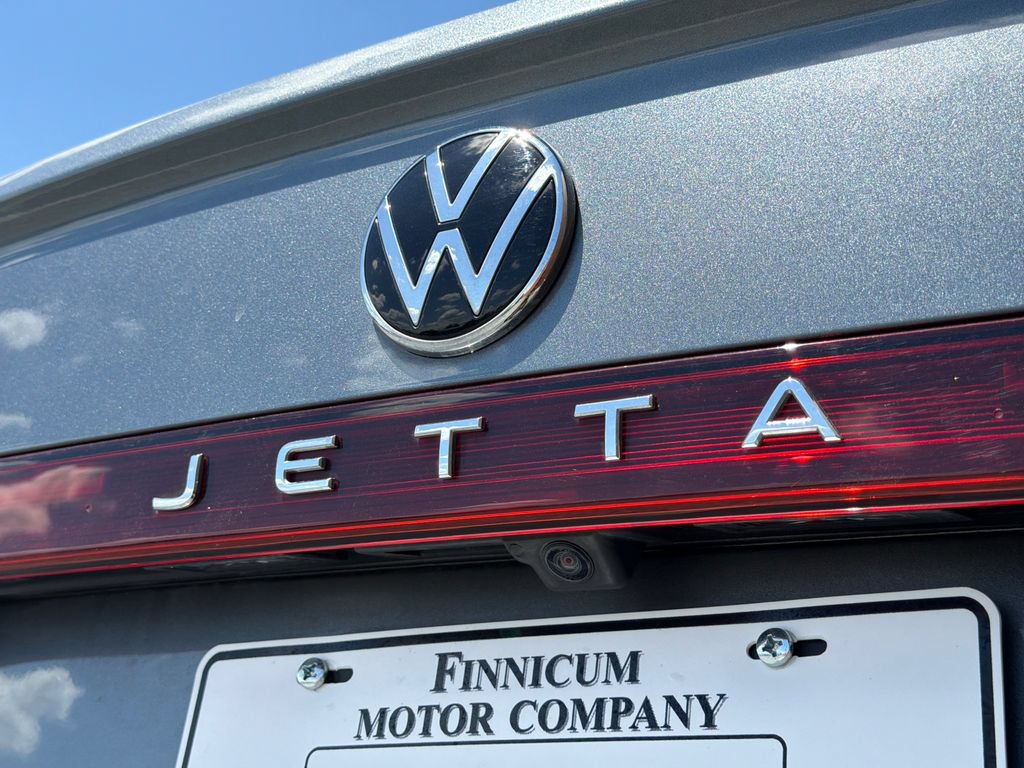 Used 2025 Volkswagen Jetta S FWD image 16