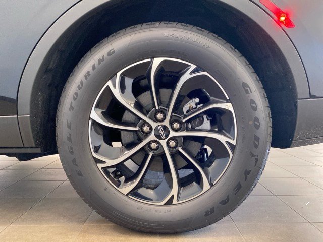New 2026 Lincoln Nautilus Premier w/ Equipment Group 102A AWD/4WD image 23
