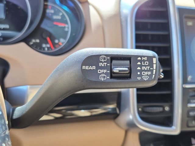 Used 2016 Porsche Cayenne image 28