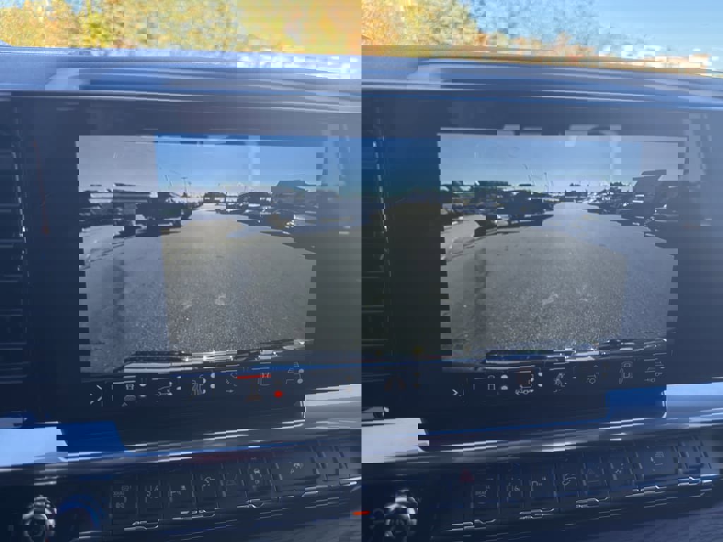 New 2026 GMC Sierra 2500 SLT w/ SLT Convenience Package image 11