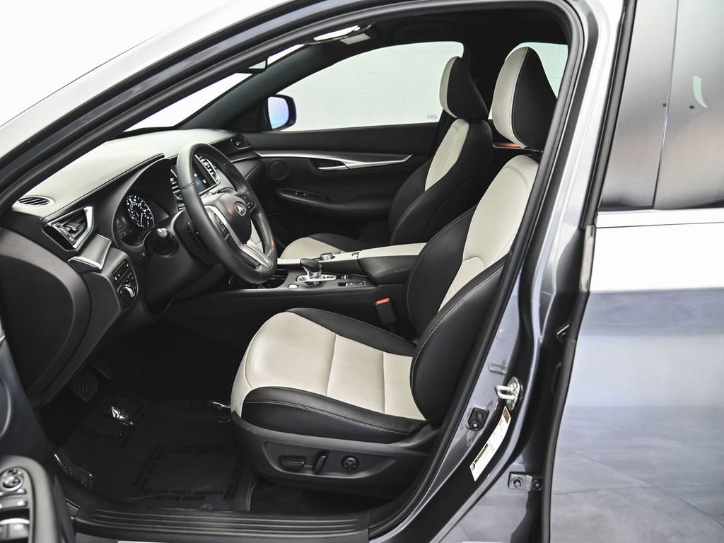 Used 2023 INFINITI QX55 Luxe w/ Cargo Package image 36