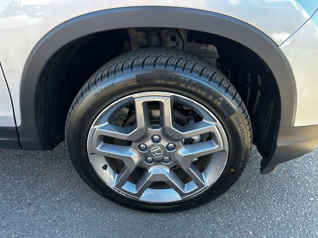 Used 2023 Honda Passport EX-L image 13