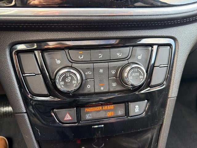 Used 2019 Buick Encore Essence AWD/4WD image 32
