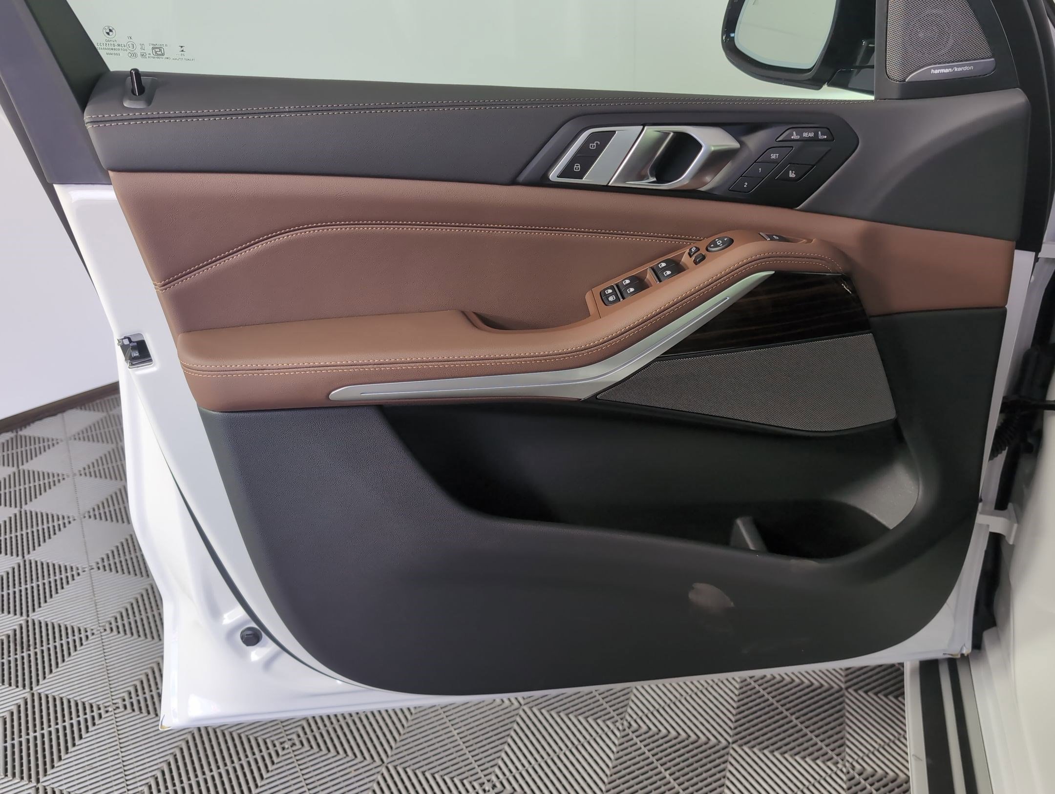 New 2026 BMW X7 xDrive40i w/ M Sport Package image 10