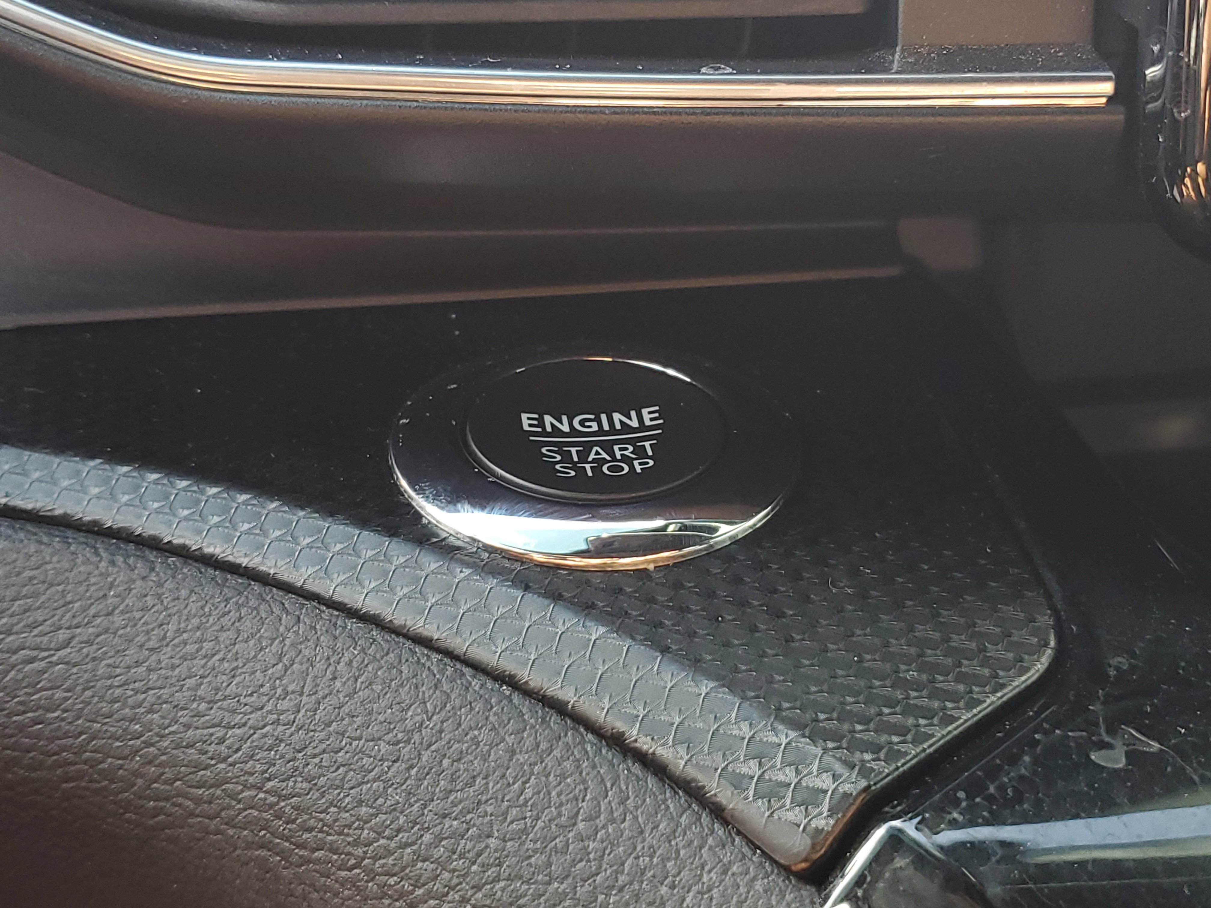 Used 2022 Ford Explorer ST image 14