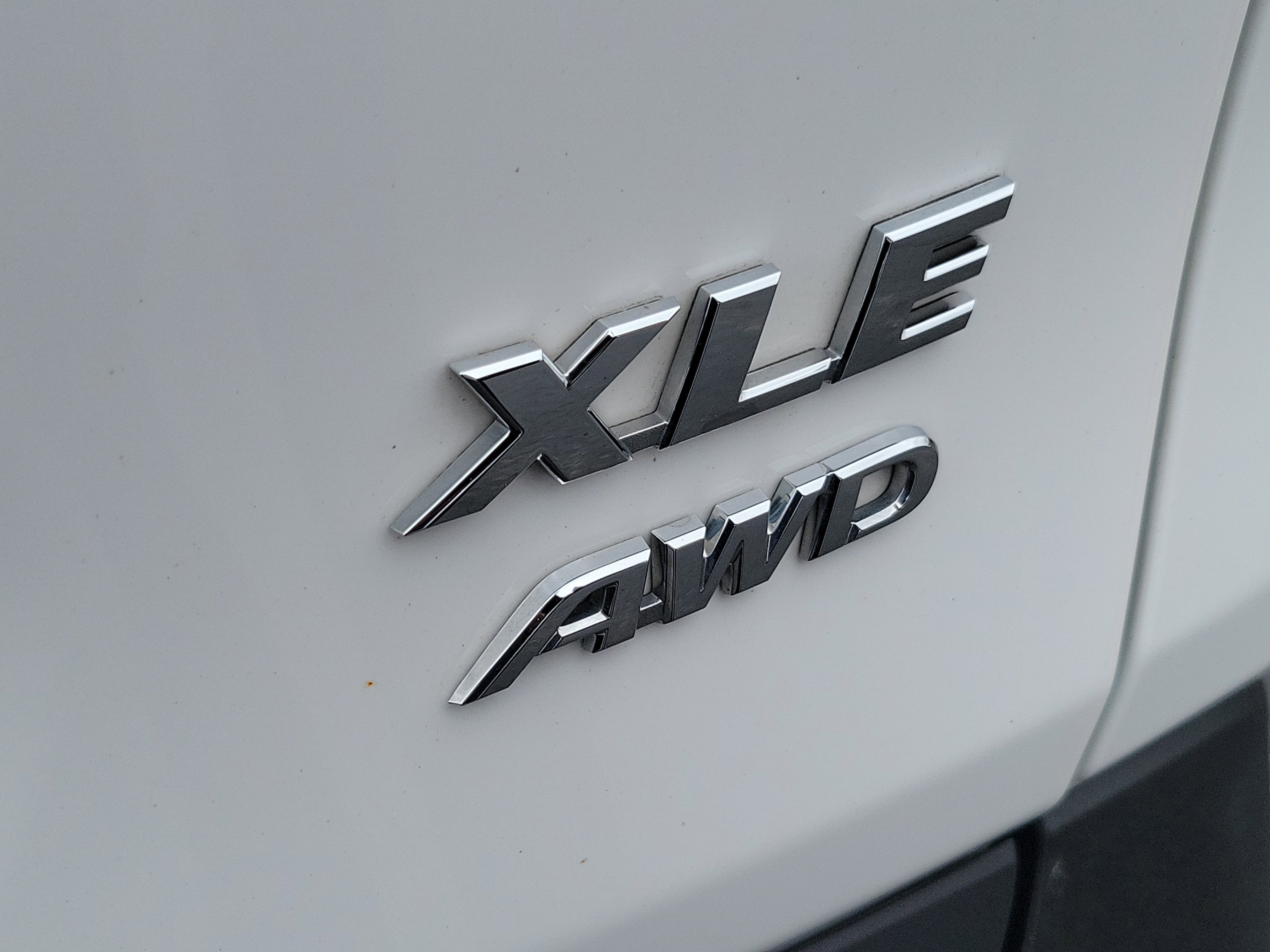 Certified 2025 Toyota RAV4 XLE AWD/4WD image 9