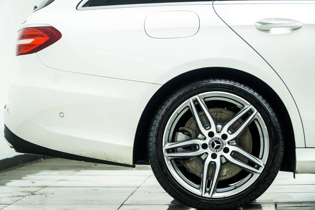 Used 2019 Mercedes-Benz E 450 4MATIC Wagon image 10