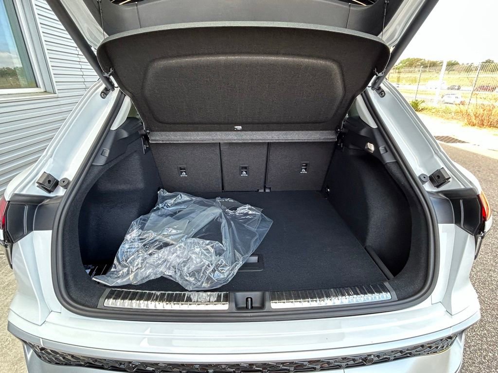 New 2026 Audi Q3 quattro 2.0T image 57