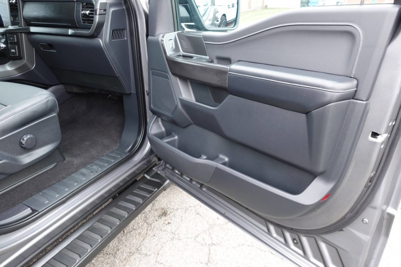 Used 2024 Ford F150 XLT w/ XLT Black Appearance Package image 32