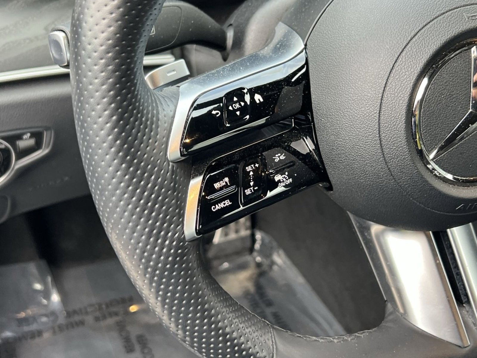 Used 2023 Mercedes-Benz E 450 4MATIC Cabriolet image 34