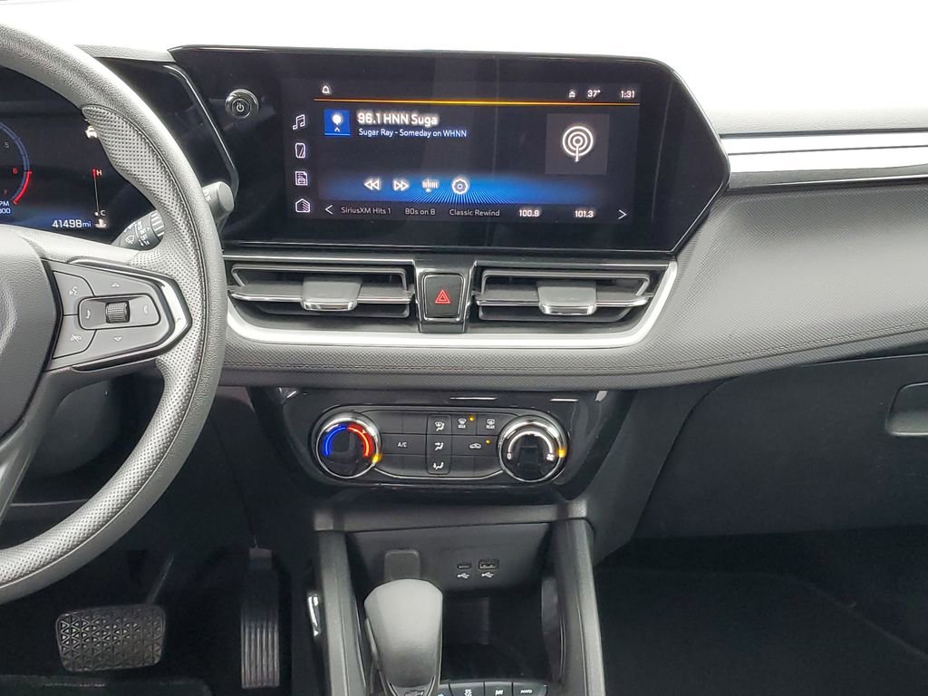 Used 2025 Chevrolet TrailBlazer LT image 27