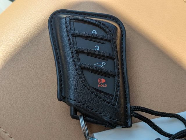 Used 2025 Lexus RX 350 Premium w/ Accessory Package (Z1) FWD image 28