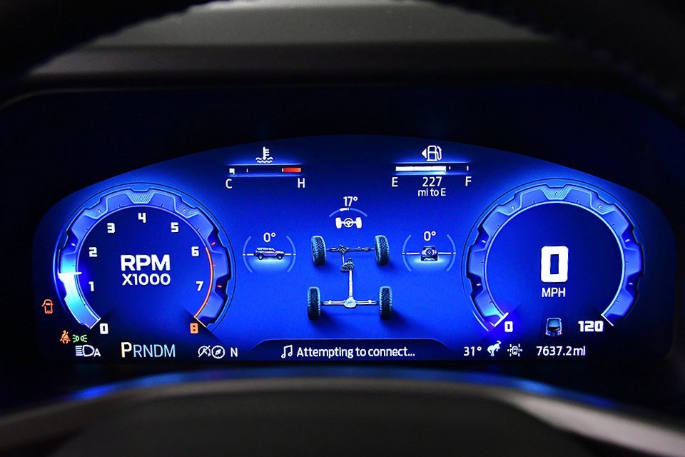 Used 2025 Ford Bronco Badlands image 16