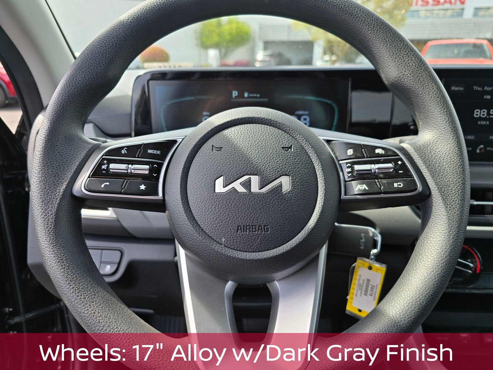 Used 2025 Kia Seltos LX AWD/4WD image 16