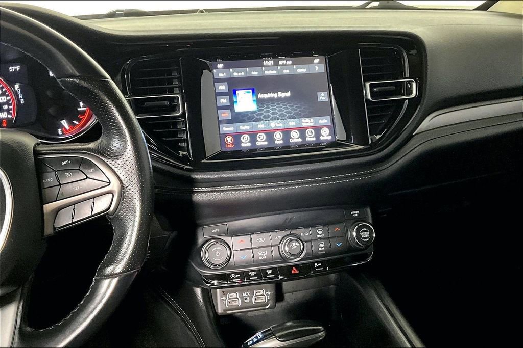 Used 2021 Dodge Durango SXT image 6