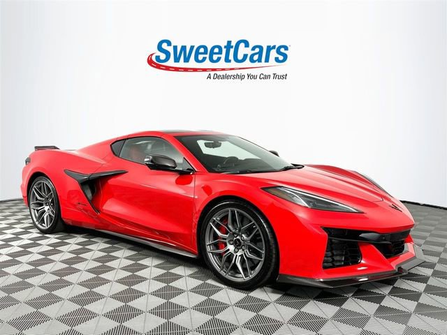 Used 2023 Chevrolet Corvette Z06 image 1
