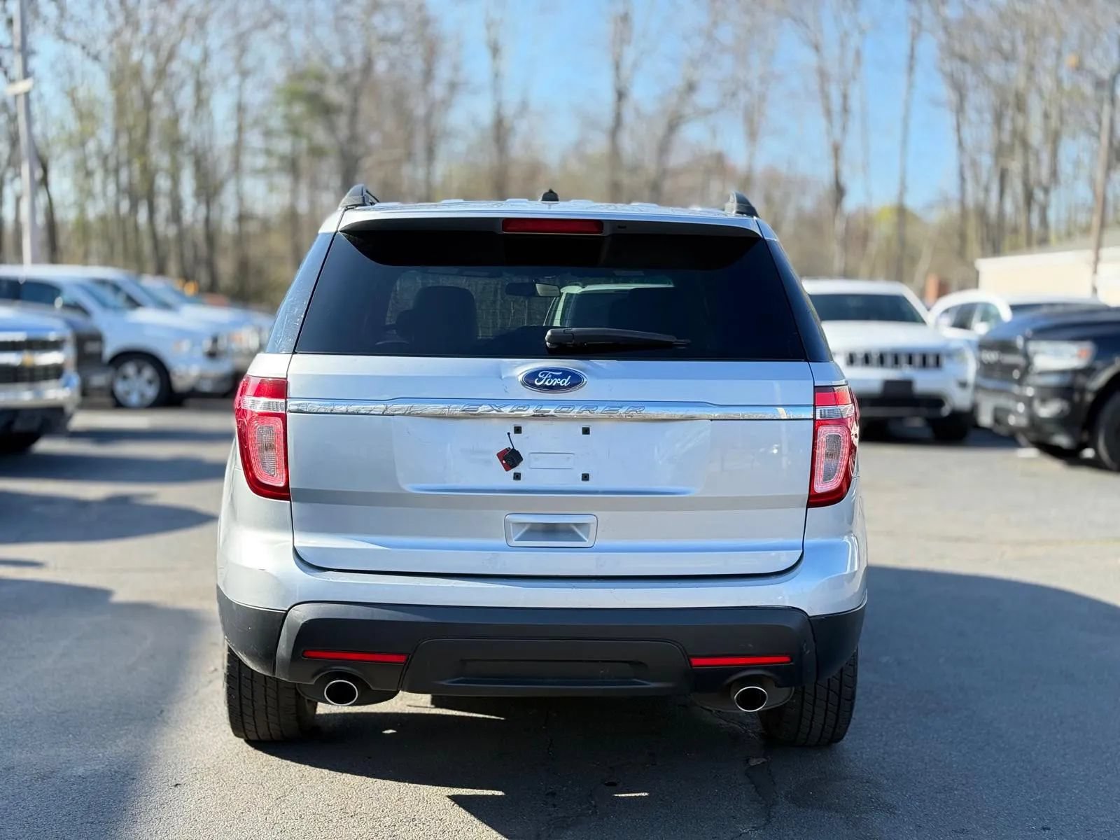 Used 2011 Ford Explorer 2WD image 6