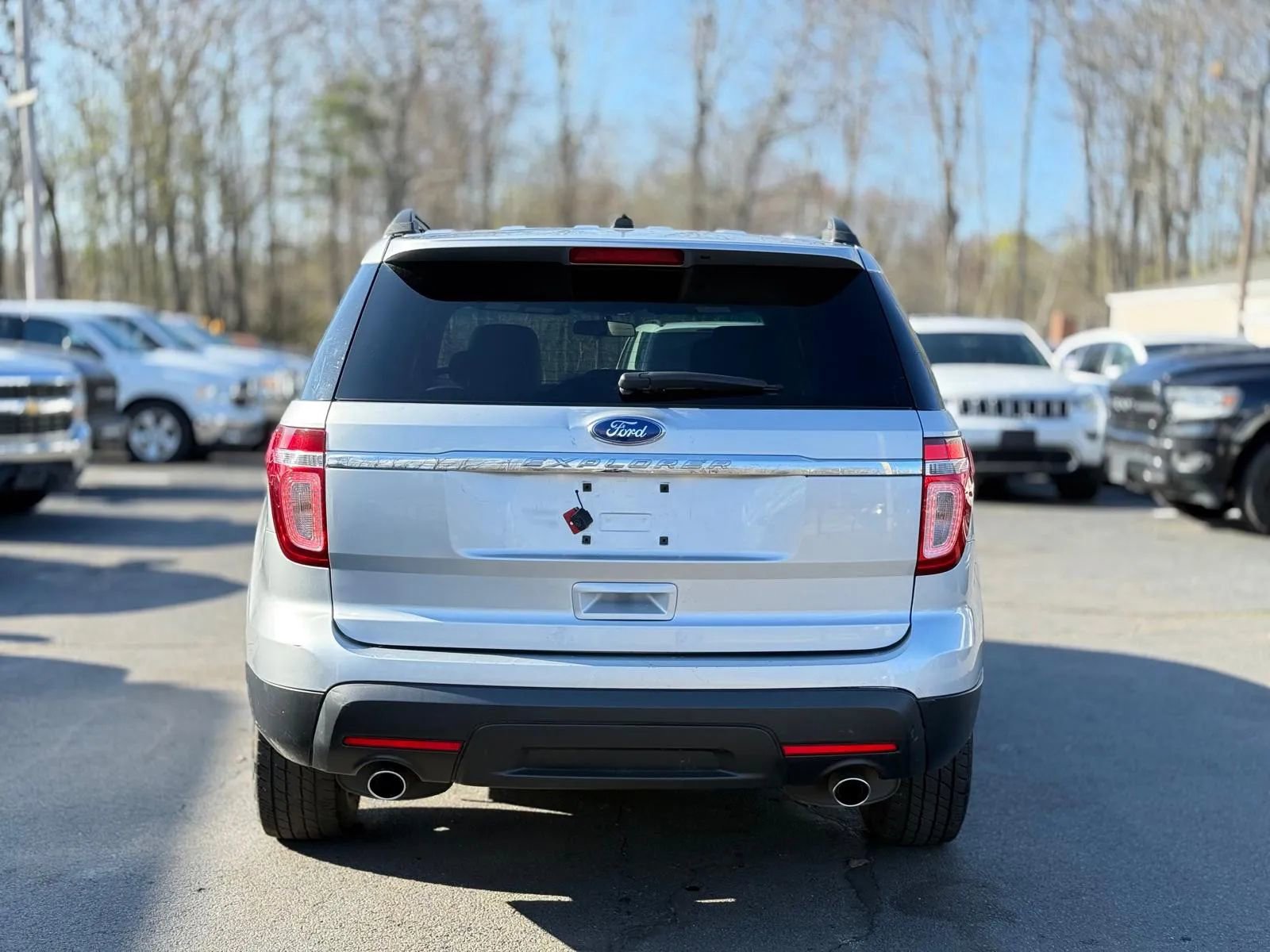 Used 2011 Ford Explorer 2WD image 6