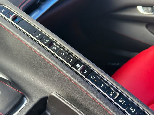 Used 2021 Chevrolet Corvette Stingray Coupe w/ 1LT image 29