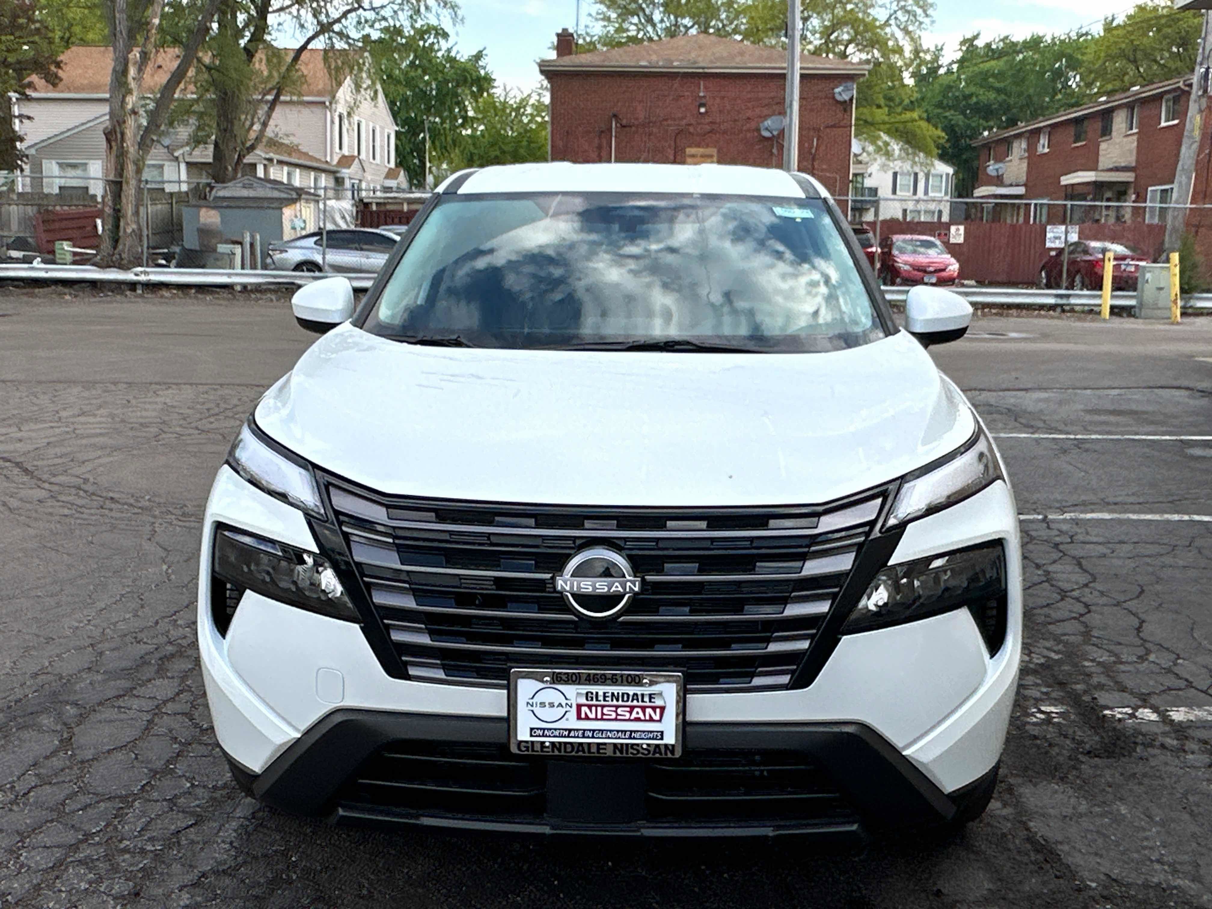New 2026 Nissan Rogue SV AWD/4WD image 2